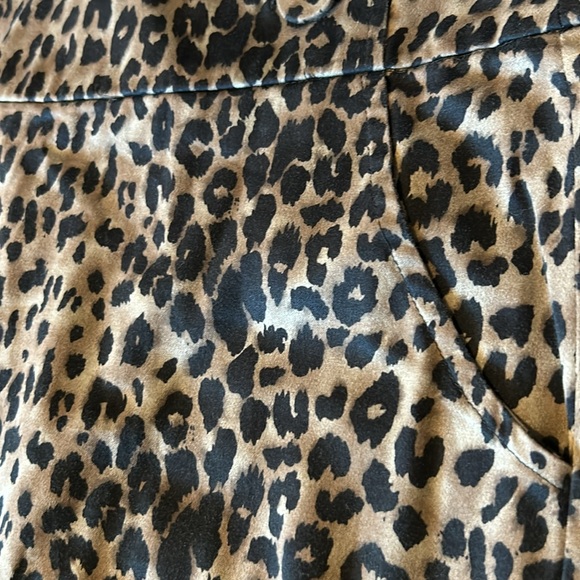 Animal Print skirt in size M •F21 - Picture 5 of 12